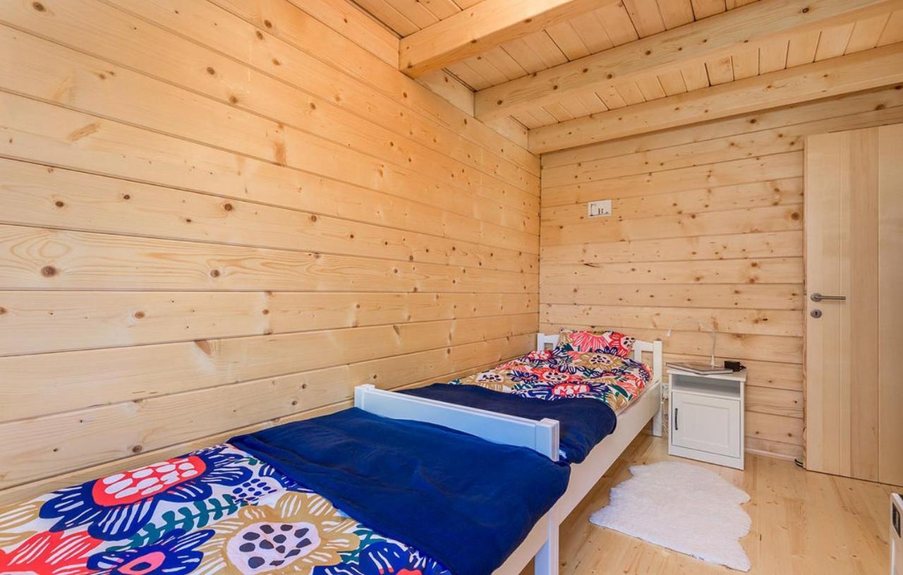 V'S Place - Wooden House With Heated Pool And Outdoor Sauna Otocac Luaran gambar