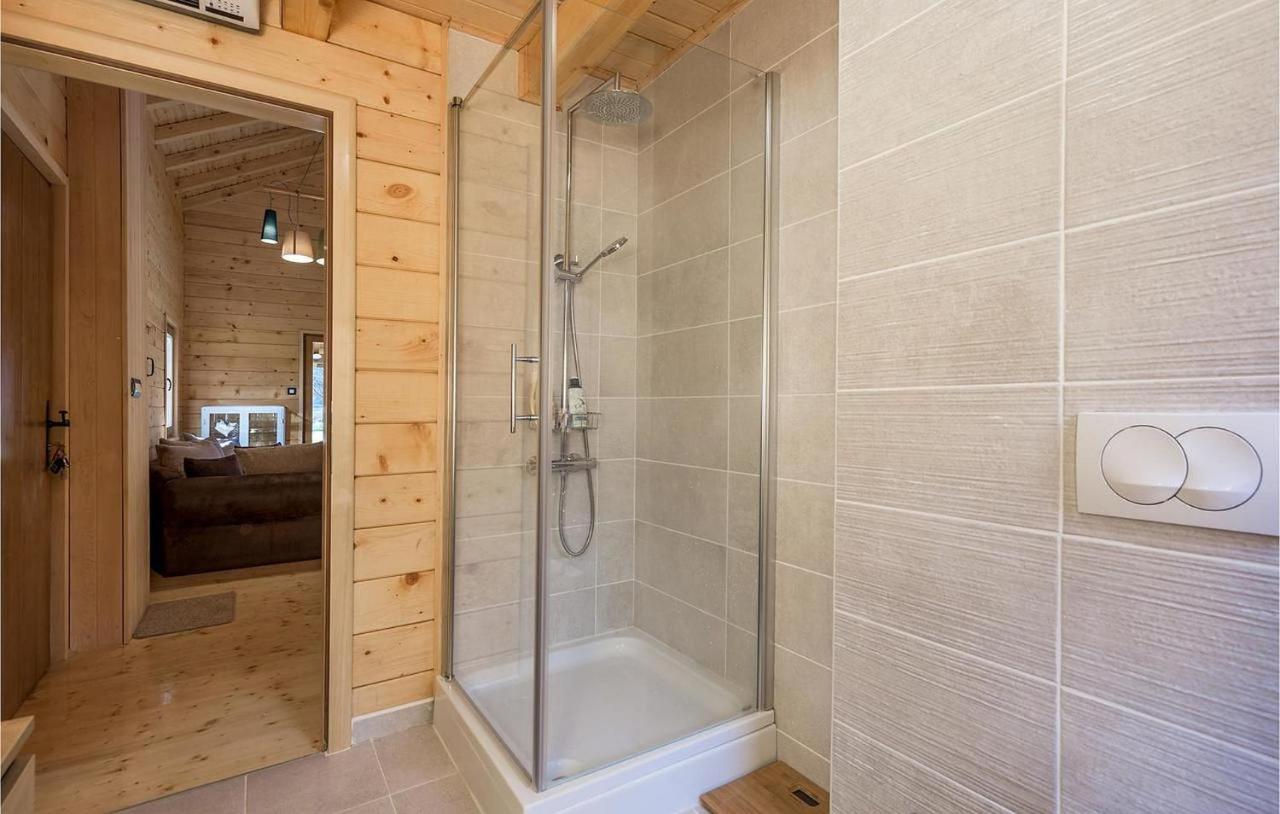 V'S Place - Wooden House With Heated Pool And Outdoor Sauna Otocac Luaran gambar